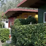 Кемпинг Aquacamp Бренцоне-суль-Гарда