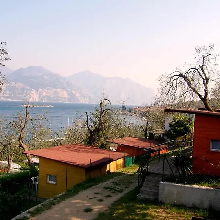 Aquacamp برنزوني سول جاردا