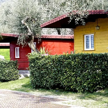 مكان تخييم Aquacamp